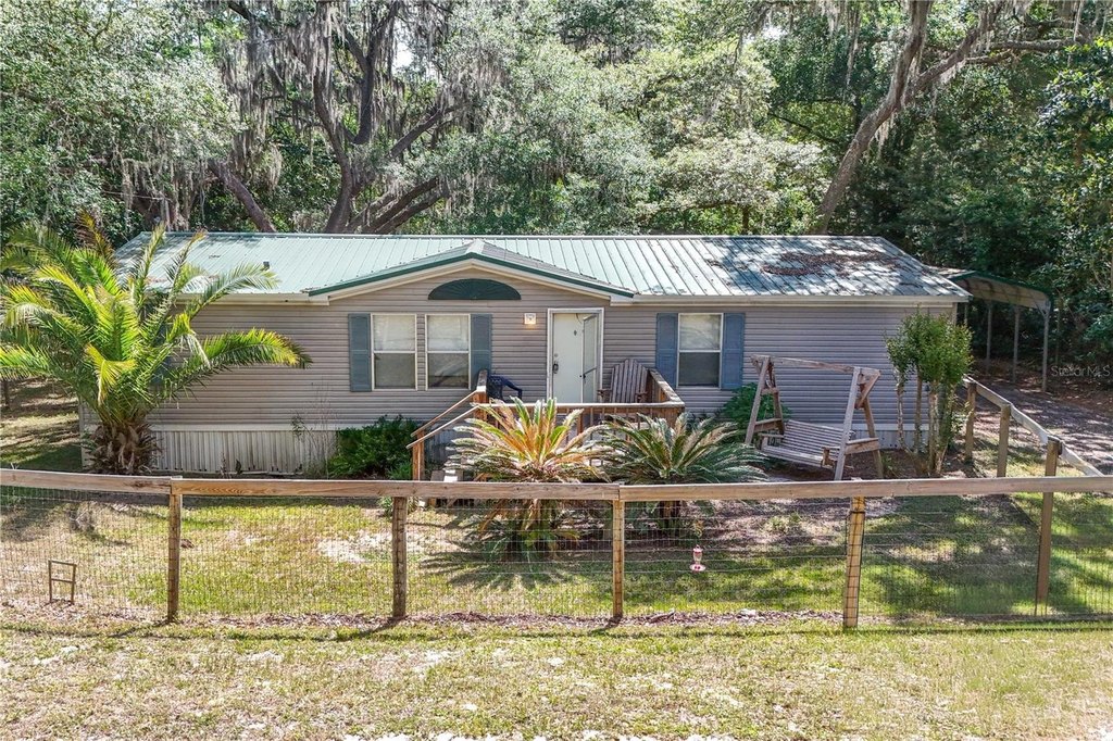 Listing photo 17